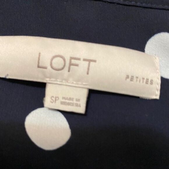 💗HP💗Loft Blue, White Polka dot blouse, size SP - Picture 3 of 3